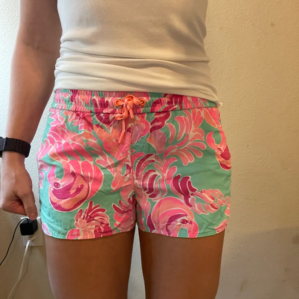 Lilly Pulitzer Luxletic Love Birds Runaround Shorts Drawstring Pockets Size S